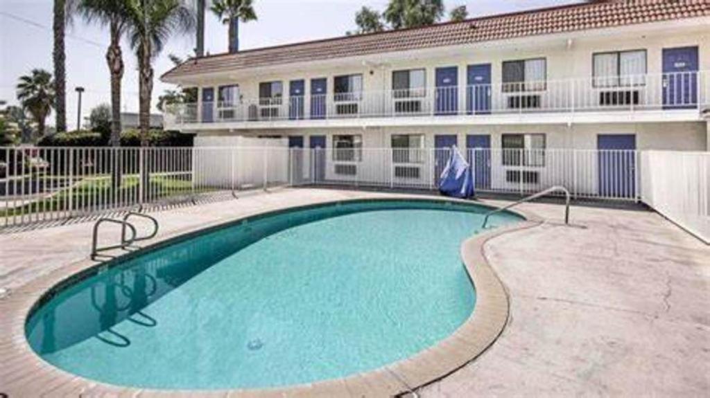 Studio 6 Lake Elsinore, Ca Εξωτερικό φωτογραφία